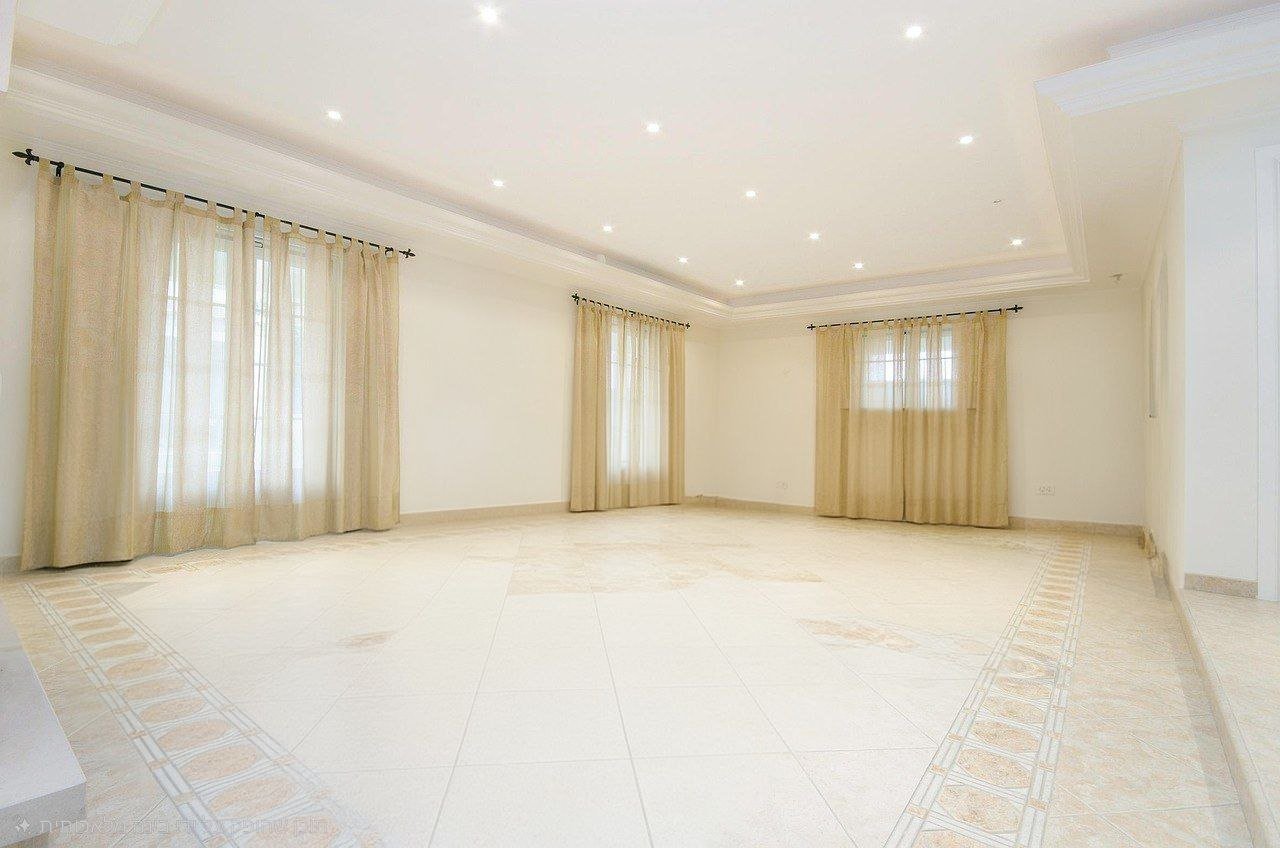 תקרה צפה - עבודה